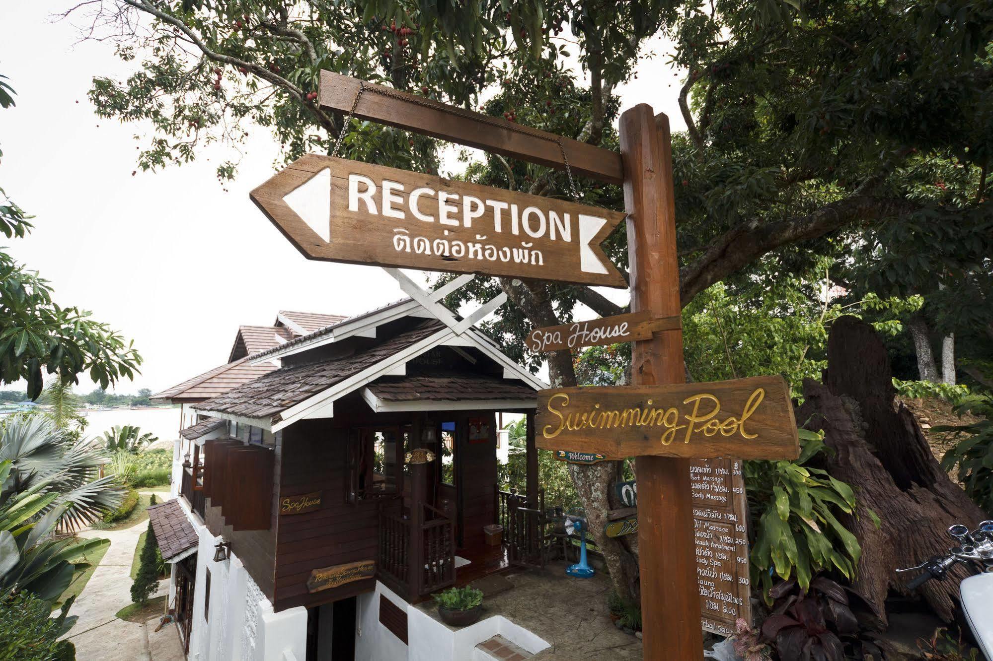 Hotel Gin'S Maekhong View Chiang Saen Esterno foto